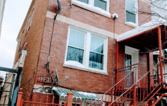 4431 S Marshfield Ave 2