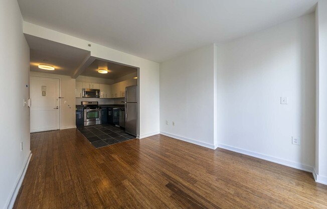 1 bed, 1 bath, $4,275, Unit 7F0