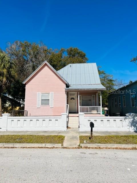 2339 W BCH ST
