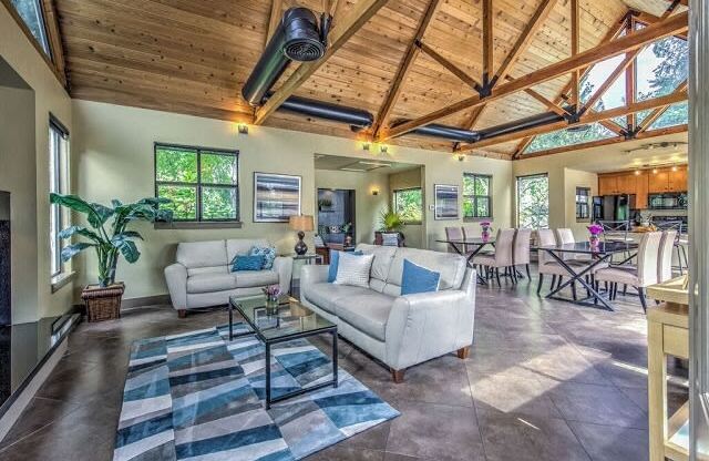 Clubhouse Lounge Area at Silver Bay Apartments, Boise, Idaho