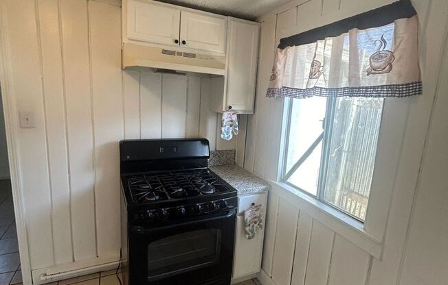 2 beds, 1 bath, 1,532 sqft, $1,350