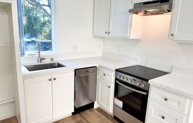 College Apartment Homes