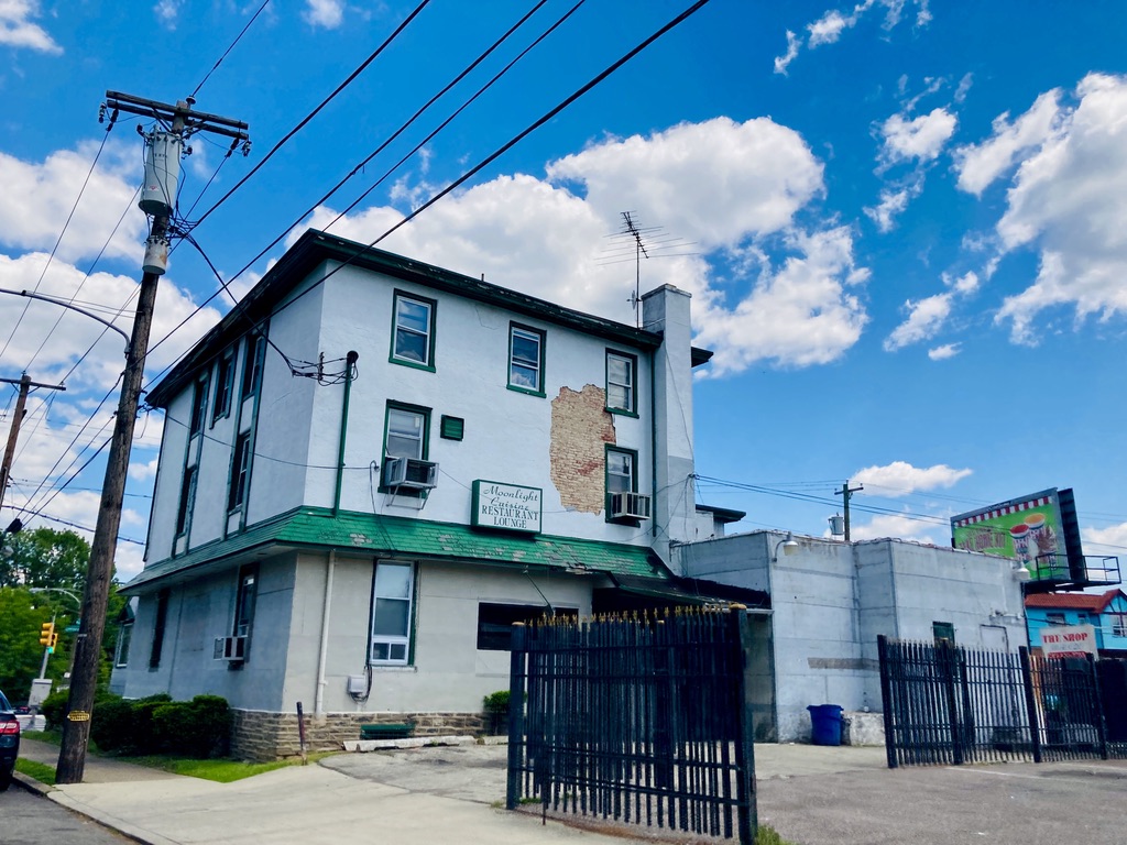 Moonlight Cuisine in West Oak Lane