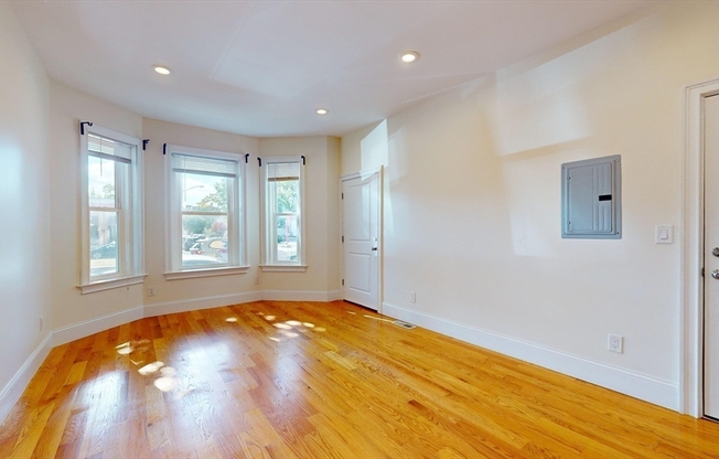 79 Brighton Ave