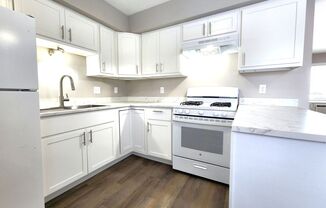 DKR - 7701-07 W Thurston Ave