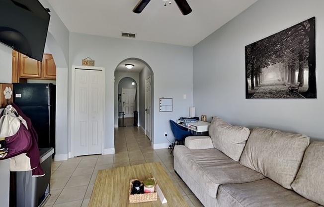 16583 CEDAR CREST DR