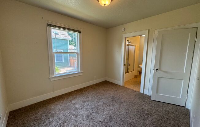 2 beds, 1 bath, $1,795