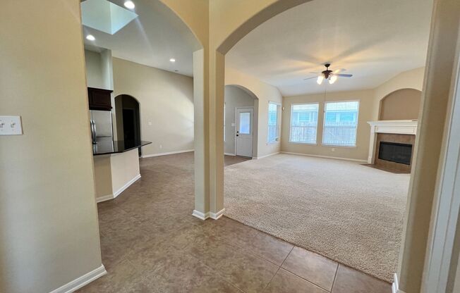 3 Bedroom, 2 Bath Home in Tomball, Tx