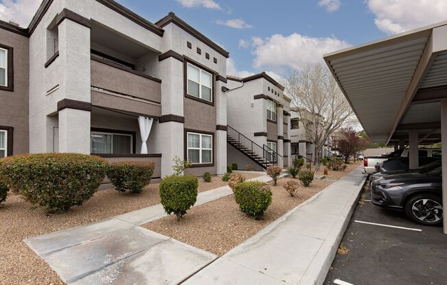 2nd floor unit in upsace SW gated community with pool/spa/exercise room and more