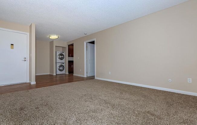 2 beds, 2 baths, 955 sqft, $2,810, Unit Unit 92