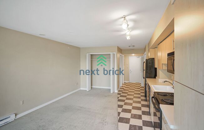 Studio, 1 bath, 446 sqft, $1,450, Unit 1