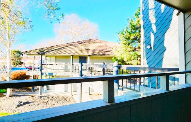 Studio, 1 bath, 440 sqft, $1,005, Unit 217