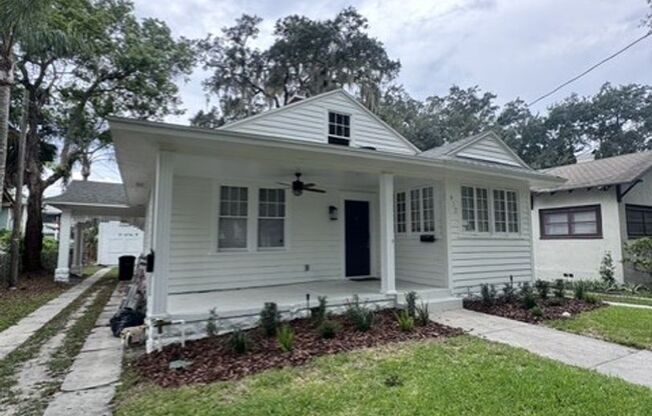 3/2 single family home in Historic Eola Heights district!