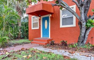 2 beds, 1 bath, $1,695