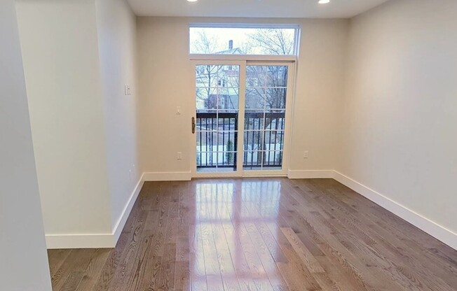 1 bed, 1 bath, $3,500, Unit 411