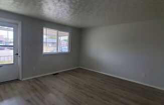 3 beds, 1 bath, $1,500