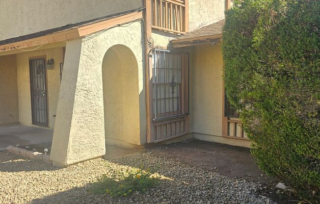 Quaint 2 story Townhome for rent