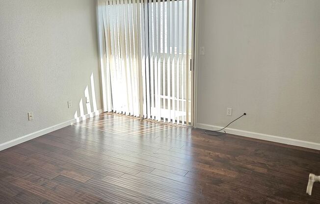 2 beds, 2.5 baths, $1,750, Unit Unit 160