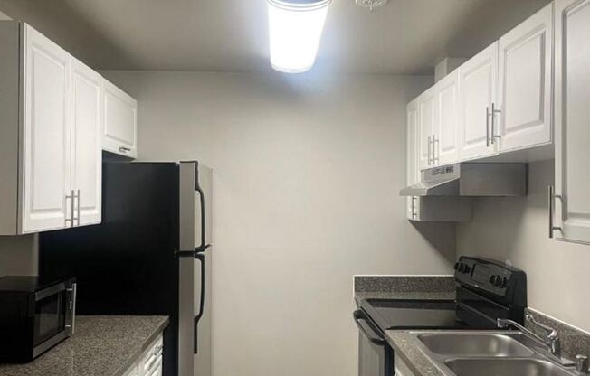 2 beds, 1 bath, 750 sqft, $1,850, Unit 504