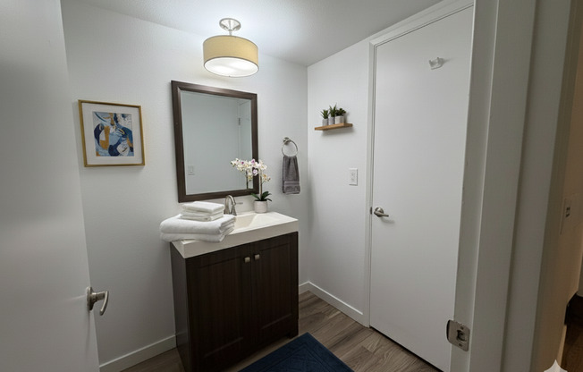 1 bed, 1 bath, 465 sqft, $1,215, Unit 113