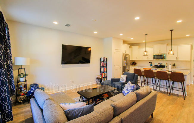 2234 HENRY TECKLENBURG DR