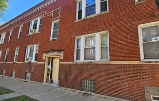 23 N KILDARE 1119 N