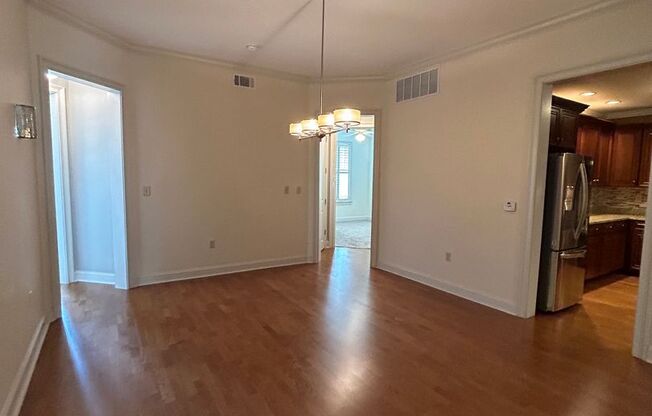 2 beds, 2 baths, $2,895