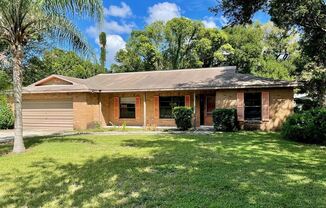 1517 Loretta Ct