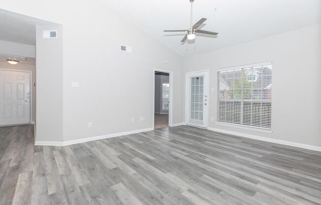 3 beds, 2 baths, 1,323 sqft, $1,875