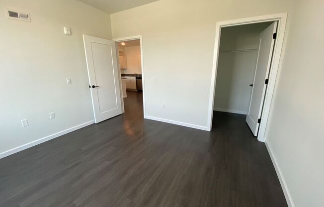 1 bed, 1 bath, 524 sqft, $1,900, Unit 213