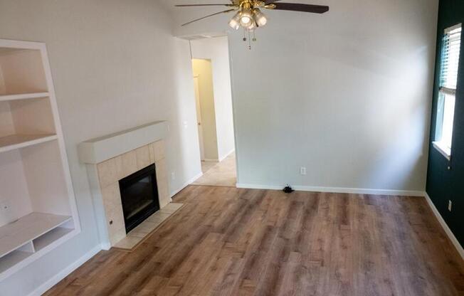 412 CHAMBERS WAY