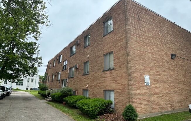 3006 Montana Ave