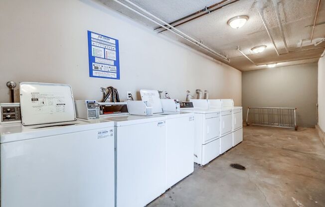 Baldwin Hills Apartment Living – Convenient, Connected, Comfortable!