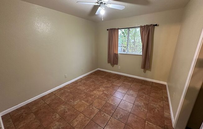 3 beds, 2 baths, $2,250