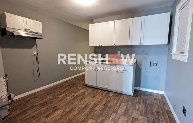 Beautifully Renovated Duplex - Available NOW!!