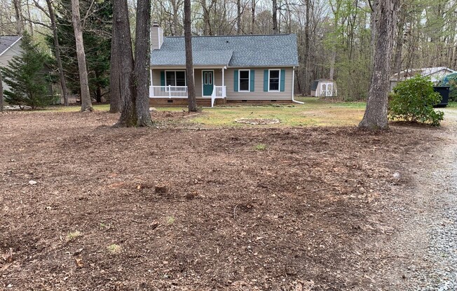 Spacious 3 BR 2 Bath in Mebane, NC AVAILABLE NOW!