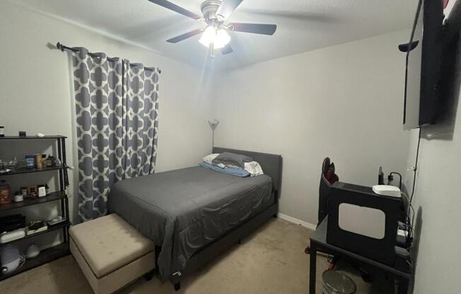4 beds, 2 baths, 1,930 sqft, $2,500