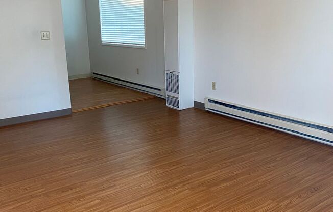 2 Bed 1 Bath Apartment Unit