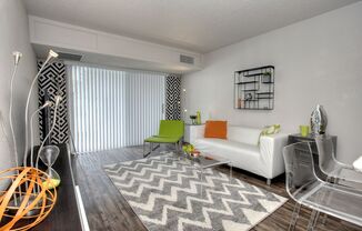 2 beds, 2 baths, 890 sqft, $575, Unit 118 - 118-3