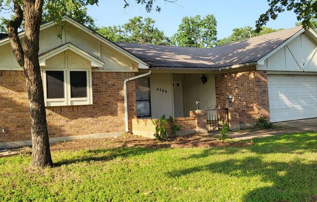 4200 Pyracantha, Arlington, TX 76017