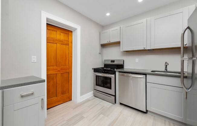 392 ADELPHI ST