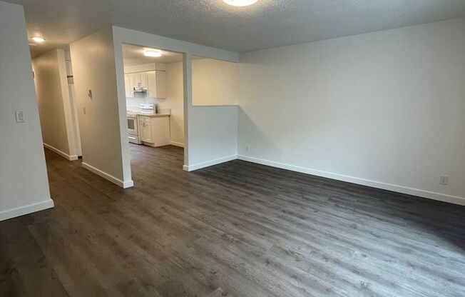 2 beds, 1.5 baths, 1,100 sqft, $1,545