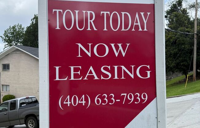 2 beds, 1 bath, $1,595, Unit 12