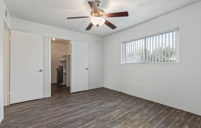 1 bed, 1 bath, 680 sqft, $1,095, Unit 220