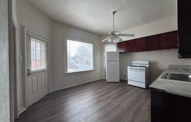 1 bed, 1 bath, 667 sqft, $845, Unit Front