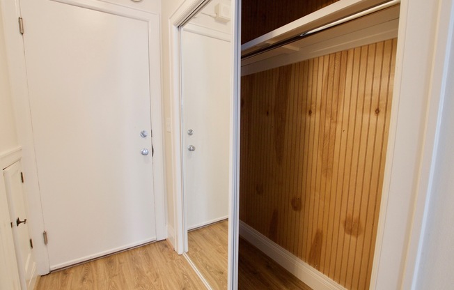 Studio, 1 bath, 398 sqft, $1,295, Unit 0711