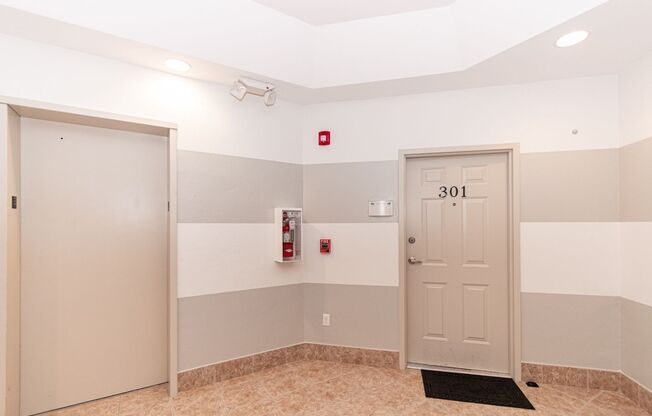 4645 SE 11th Pl. 301