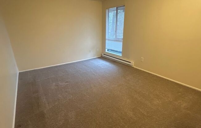 Crestwood Apartments