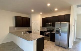 3 beds, 2 baths, 1,264 sqft, $1,695, Unit 1043