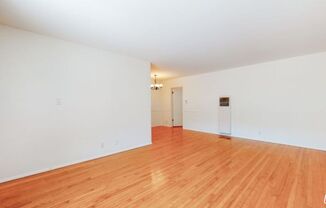 11284 MONTANA AVE